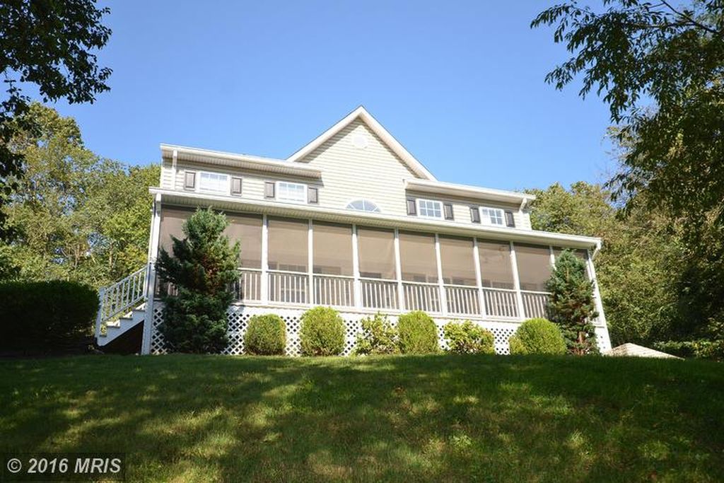 37790 Snickersville Tpke, Purcellville, VA 20132