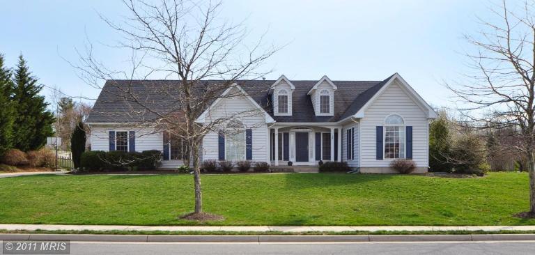 501 Glenmeade Cir, Purcellville, VA 20132