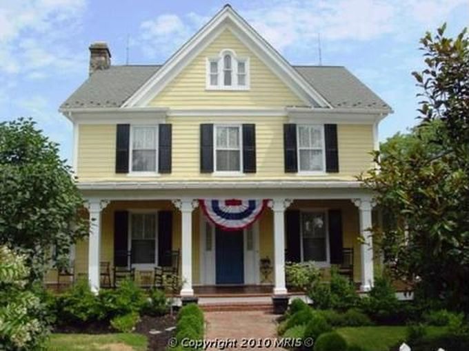 331 E Main St, Purcellville, VA 20132