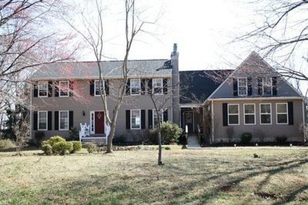 6779 Riley Rd, Warrenton, VA 20187